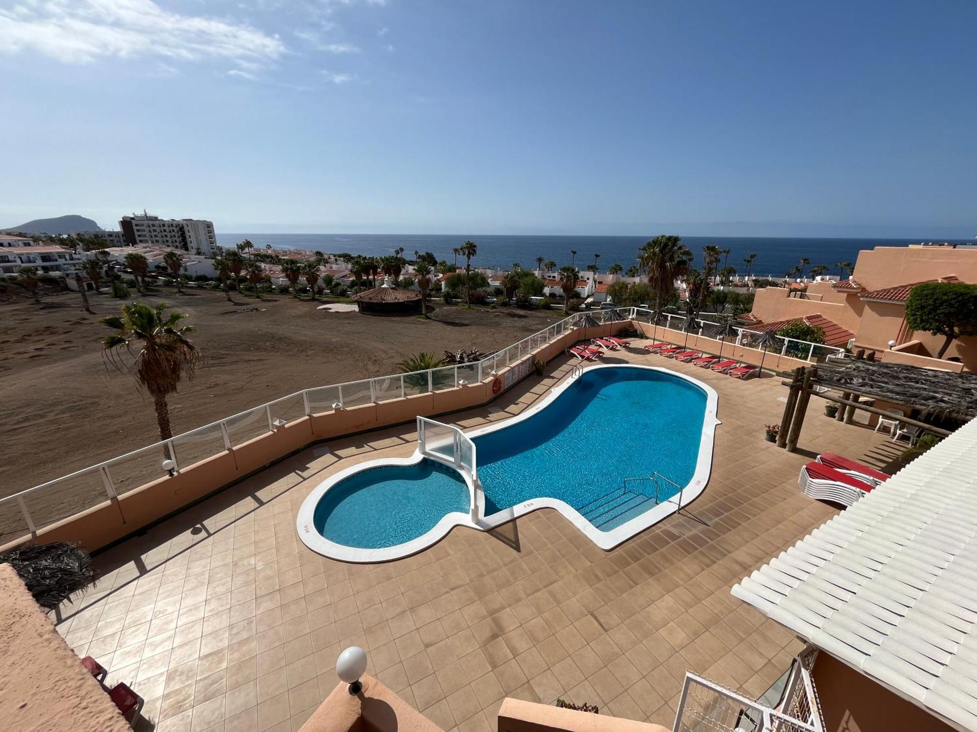 Terrazas De La Paz Holiday Beach House Сан Мигел де Абона Екстериор снимка